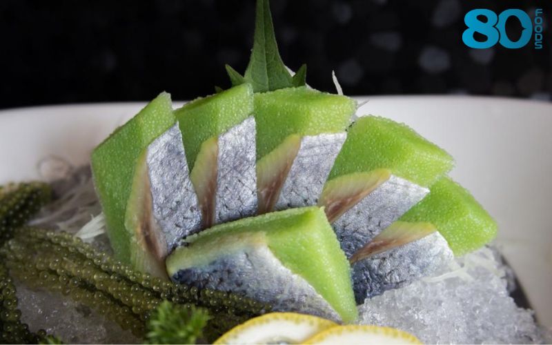 Cá trích ép trứng có tên tiếng Nhật là KANZUNOKO NISHIN, là một món cá sống Sashimi